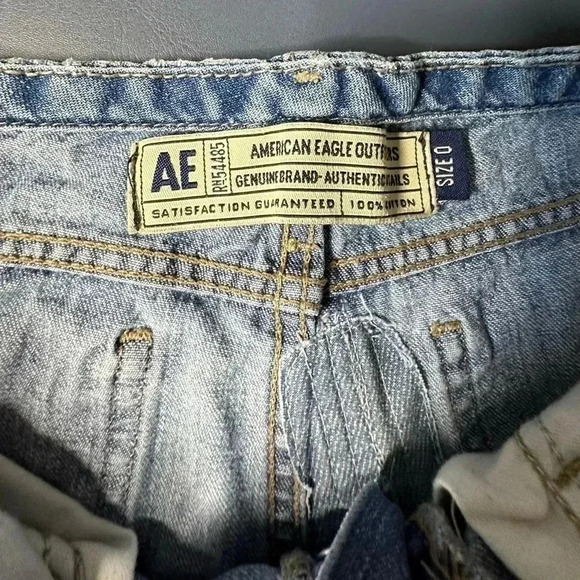 American Eagle Outfitters Womens Jeans 0 Blue Button Closure Distressed Hems - Picture 6 of 14